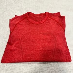 Lululemon swiftly tech long sleeve red size 6 women